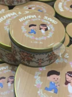 Couple Clipart Tin Box