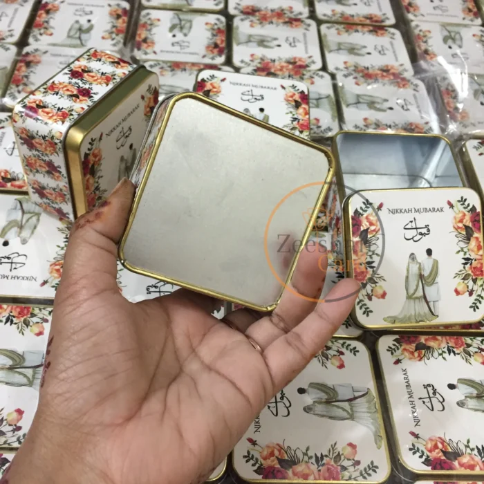 Couple Printed Square Tin Bid Box