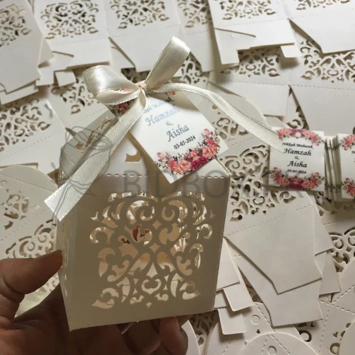 Lazar Cut Box With Tag