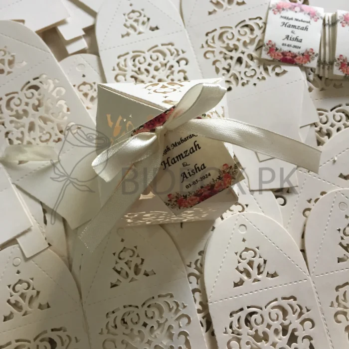 Lazar Cut Box With Tag