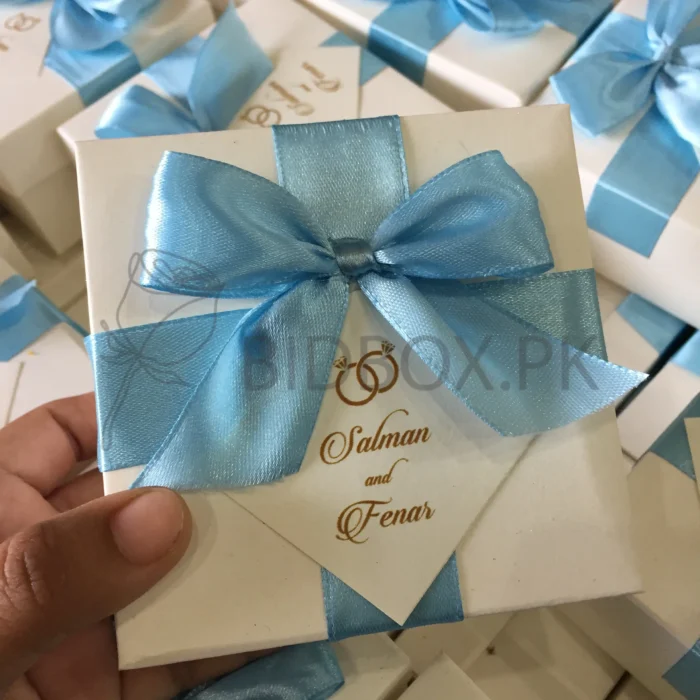 Ring Carmony Favour Box With Bow