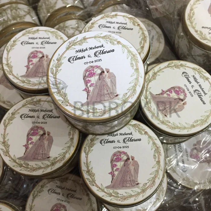 New Couple Printed Design Tin Box