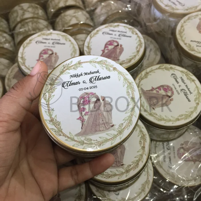 New Couple Printed Design Tin Box