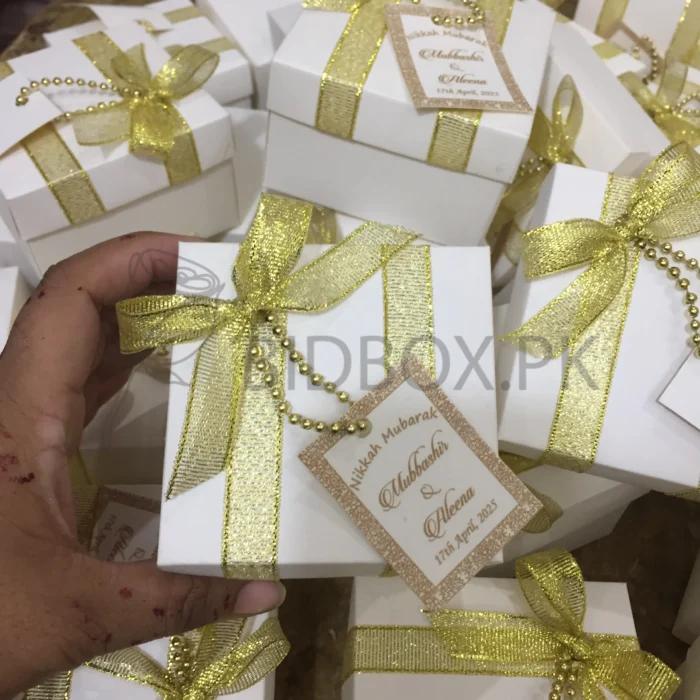 Zari Ribbon Box With Bow And Tag