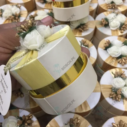 Round Bid Box With Off White Flowers